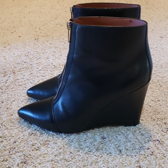 MARC JACOBS black leather ankle wedge boots w zippers - Picture 3 of 8